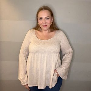 Anthropologie Knitted & Knotted Size L (fits like 2X) shirred bell-sleeve top!
